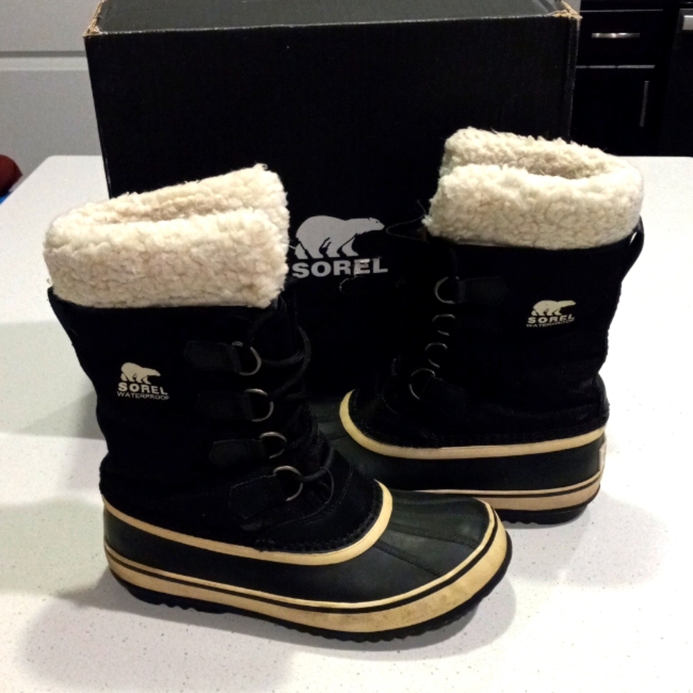Sorel Women's Snow Boots (Size: 7)